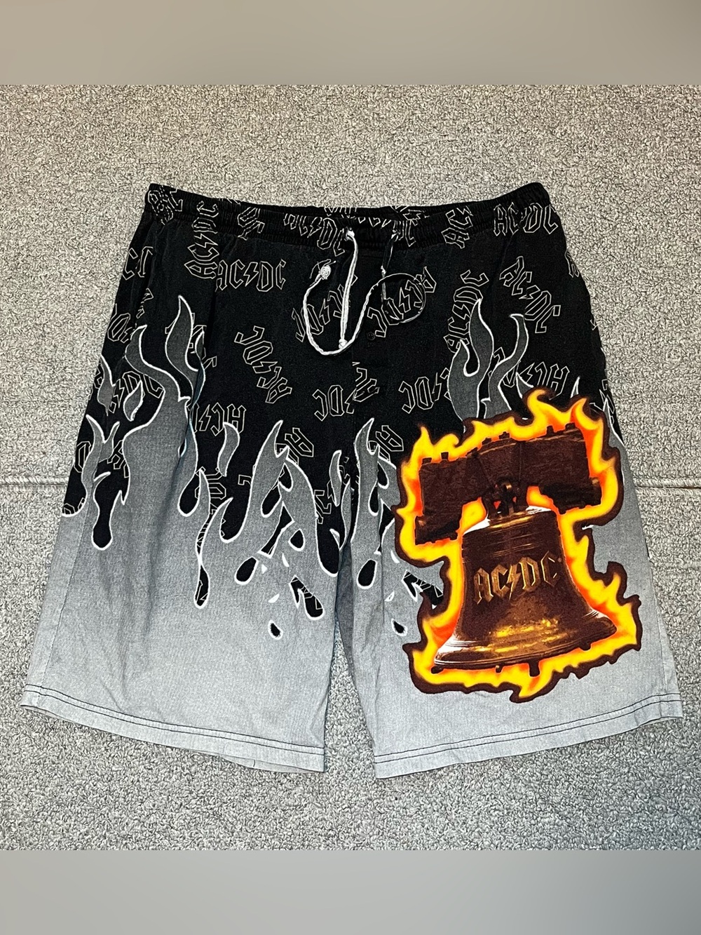AC/DC Rockware Hells Bells Shorts Men’s Size Large Double Sided Pockets